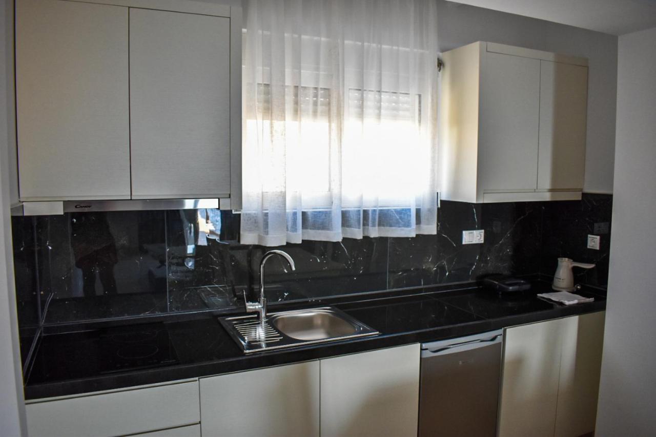 Paradise Apartment Sarande Exterior photo